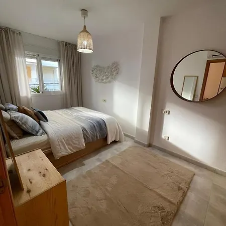 Appartement Lovely Beside The *